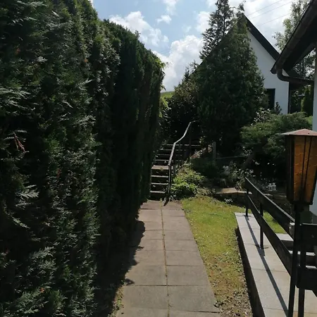 Haeuschen In Gruener Idylle Casa vacanze Berggiesshübel